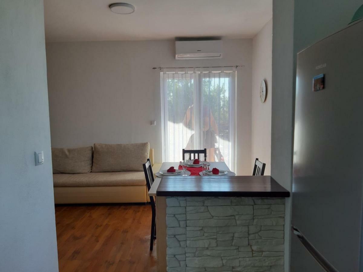 Apartman Igy Vinkuran Luaran gambar